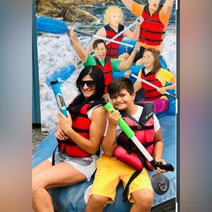 Meet your Posher, Noelle (Noie)